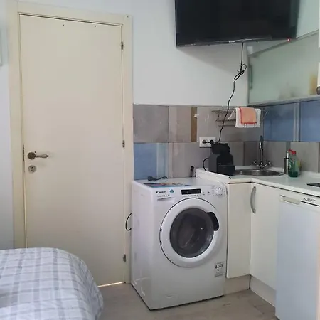 Studio Or With Private Bathroom Or With Shared Bathroom דירה