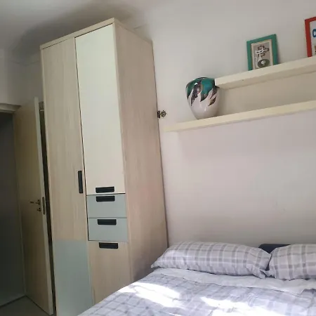 דירה Studio Or With Private Bathroom Or With Shared Bathroom