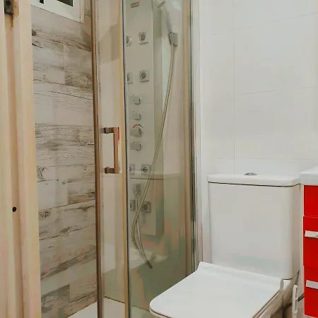 Studio Or With Private Bathroom Or With Shared Bathroom *