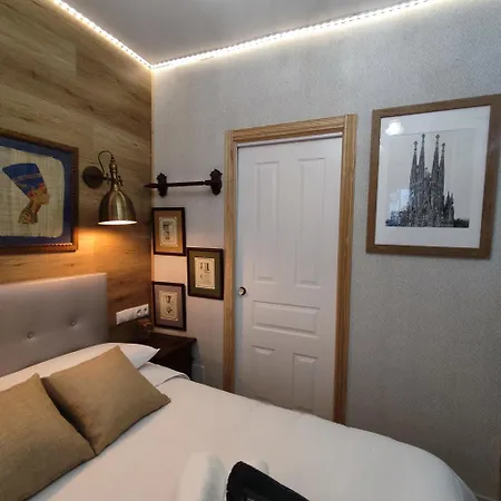 Studio Or With Private Bathroom Or With Shared Bathroom *