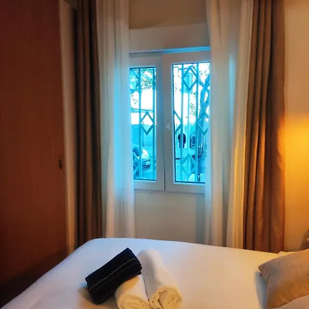 Studio Or With Private Bathroom Or With Shared Bathroom דירה ברצלונה