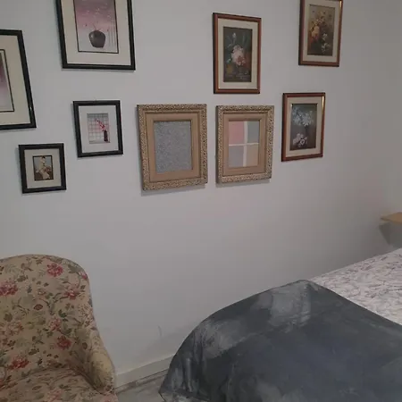 דירה Studio Or With Private Bathroom Or With Shared Bathroom